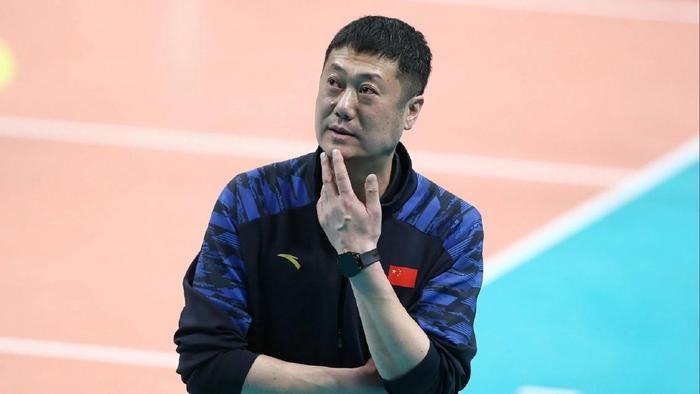 九游娱乐官网-东施效颦:赵勇效仿陈忠和失败!选材有失误,国外排球已崛起