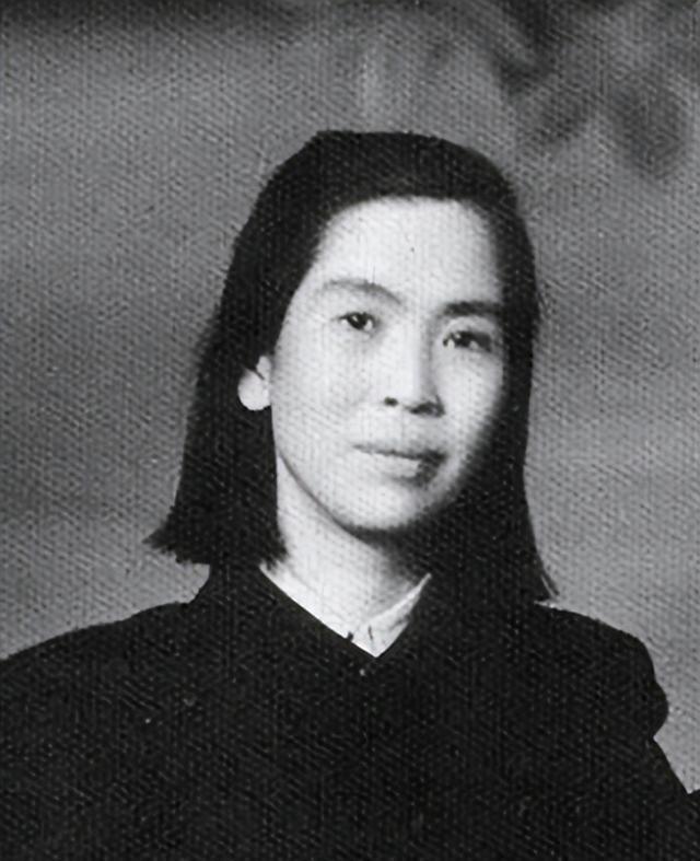 九游娱乐官网-1984年贺子珍在上海病逝，市委不敢定丧葬规格，邓小平看后只说了一句话，结局出人意料