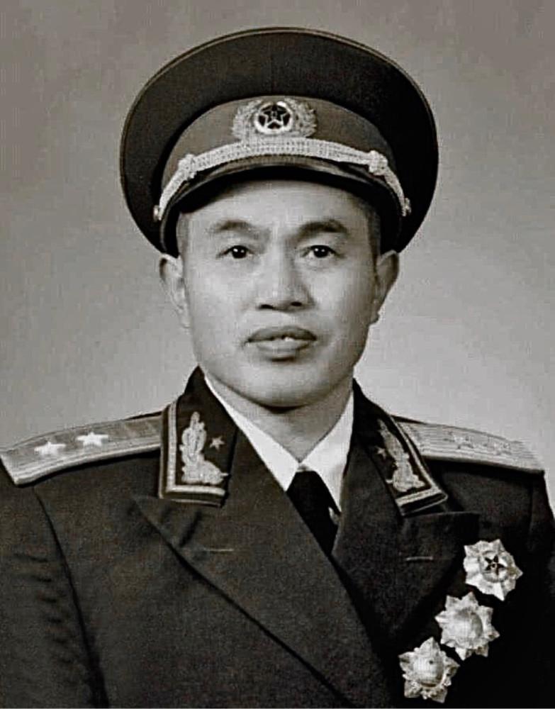 九游娱乐官网-毛主席下令“丢卒保车”保全大局，皮定均率七千将领甘愿当小卒