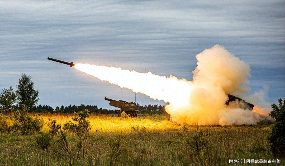 九游娱乐下载-赖清德公开机密，震动两岸，郑丽文喊话大陆：美国让我去，我没去
